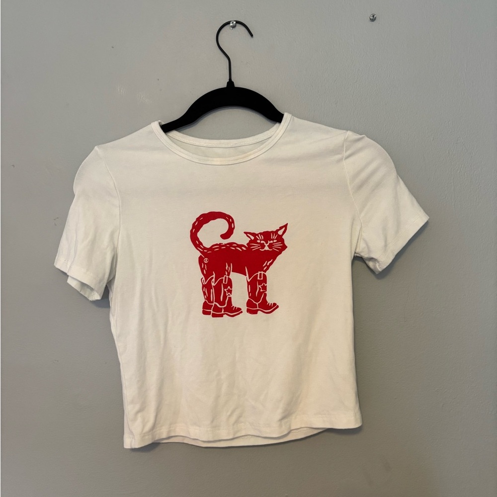 White Cat Graphic T-Shirt